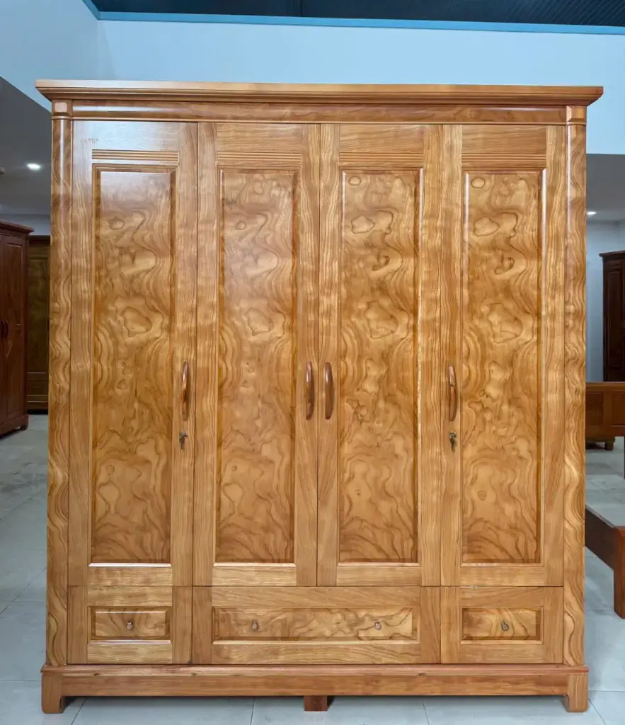 Tủ Áo Bốn Cánh Gõ Đỏ
