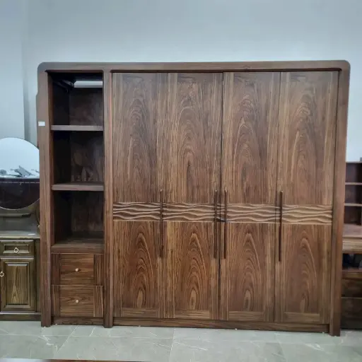 Tủ Bốn Cánh Bo Góc Óc Chó