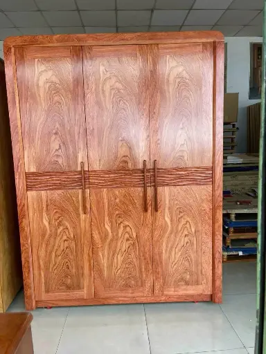 Tủ Ba Cánh Sóng Hương Đá